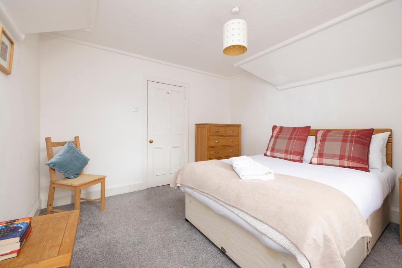Appartamento Joivy Cosy Flat In The Heart Of Edimburgo Esterno foto